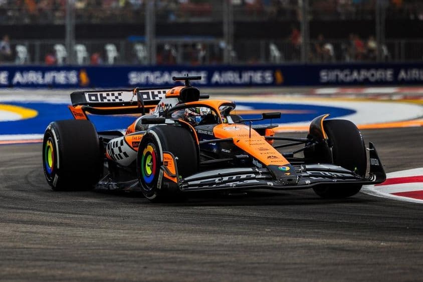 迈凯伦一级方程式赛车。