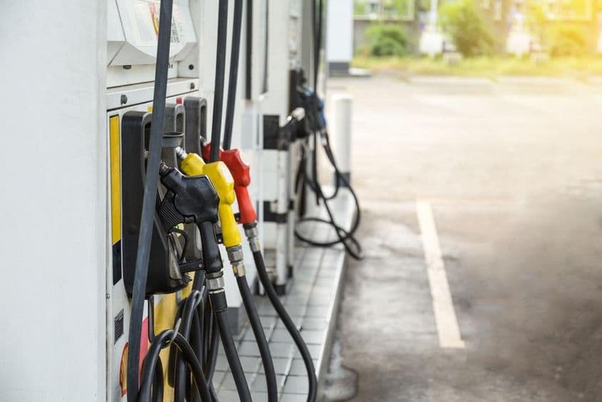 迪拜加油站的加油泵