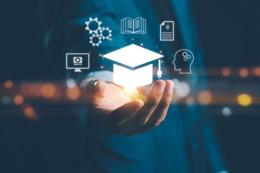 人工智能和机器学习促进个性化学习。