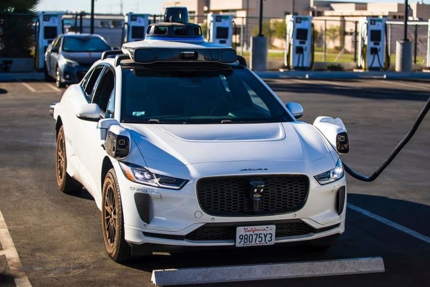 Waymo 自动驾驶捷豹 I-PACE 电动汽车