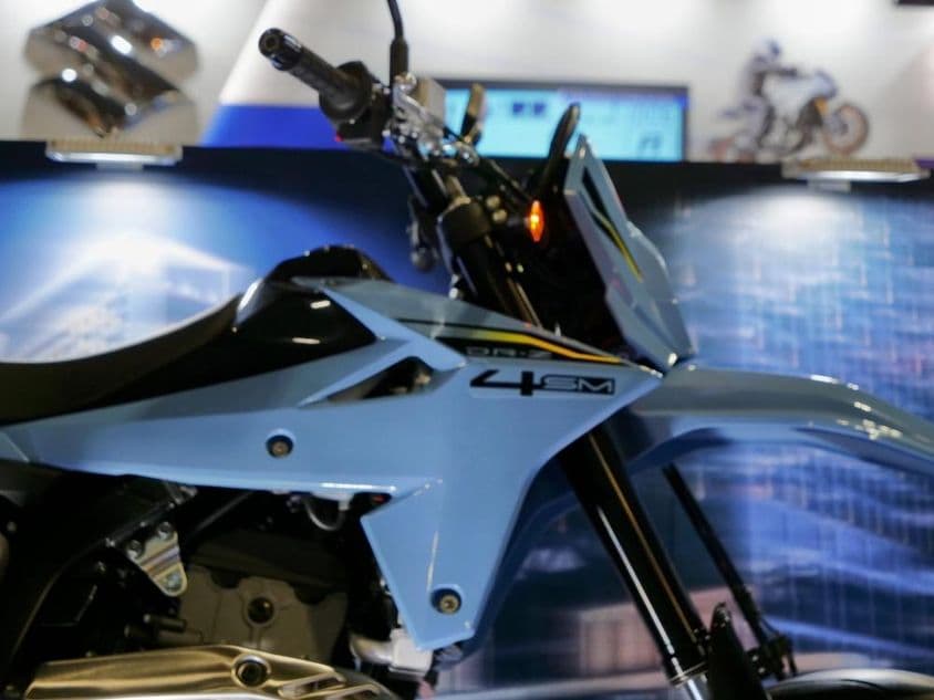 名古屋摩托车展览会DR-Z4S。