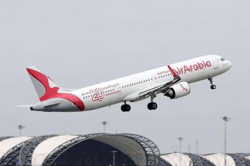 阿拉伯航空空中客车 A321 neo在曼谷起飞。