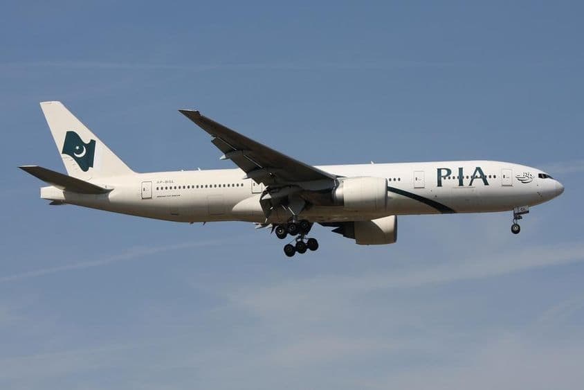 PIA巴基斯坦国际航空公司注册号为AP-BGL的波音777-200.