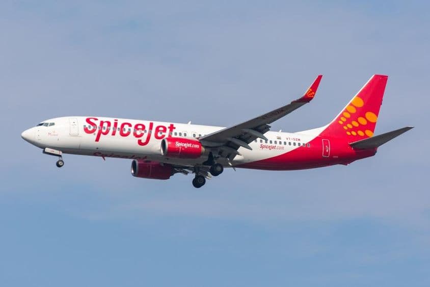 一架SpiceJet波音737-800飞机。