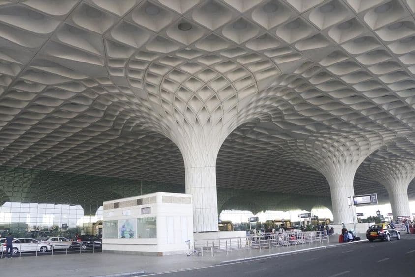 孟买国际机场外部视图