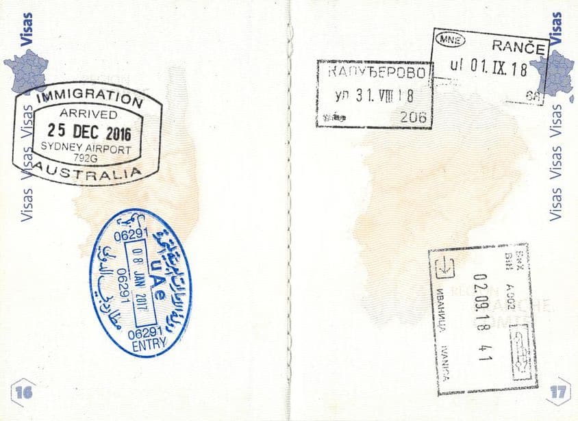 法国护照上的移民章