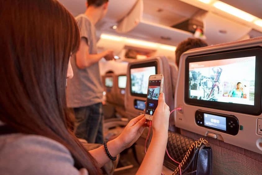 阿联酋航空A380机上女子