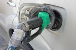 加油站设备在加油泵处。