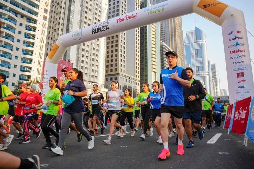 迪拜跑步活动是全球最大的社区跑步活动,阿拉伯联合酋长国