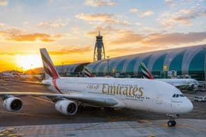 迪拜机场日落景象